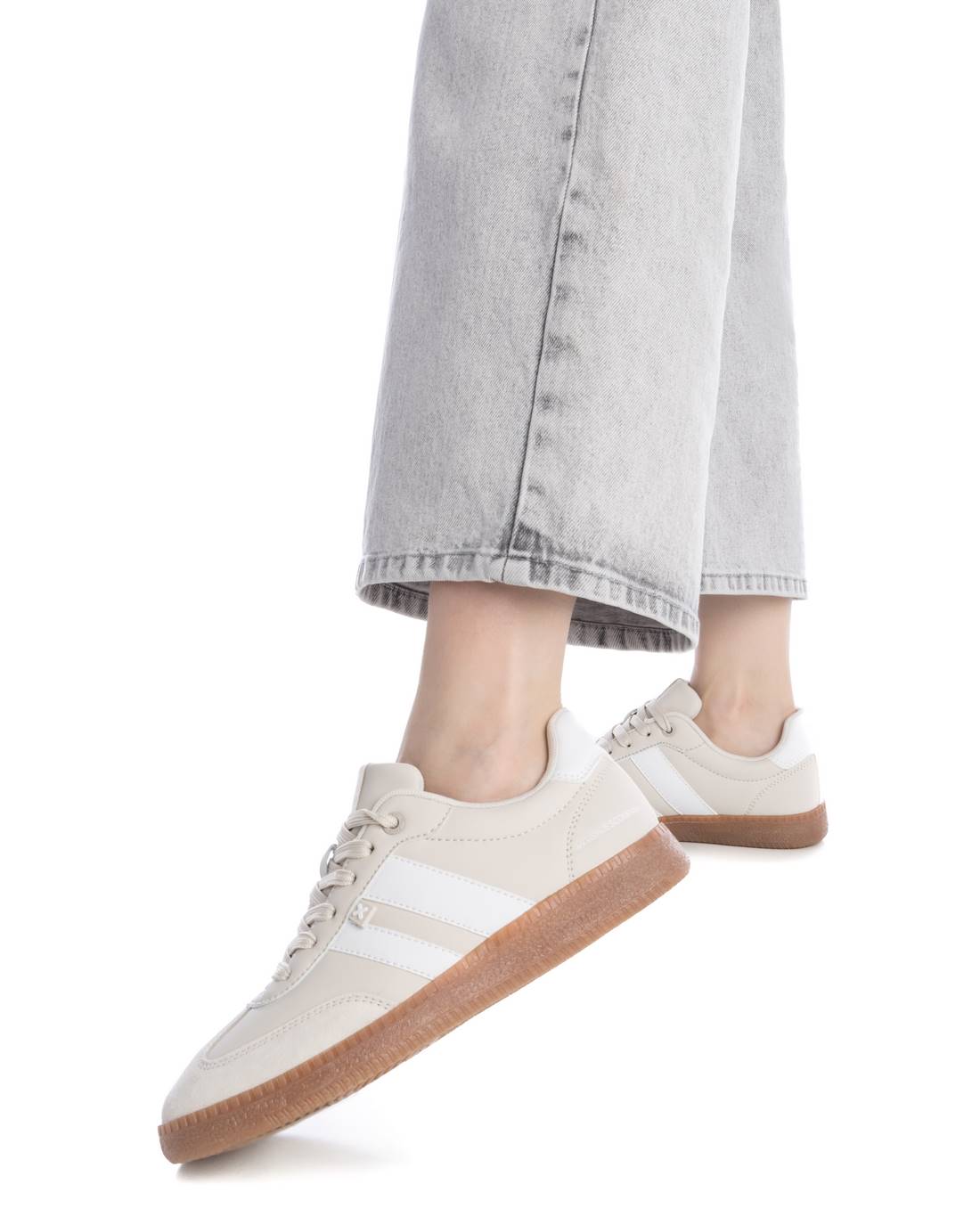 Γυναικείο Ανατομικό Casual Sneaker Xti 143485 Λευκό